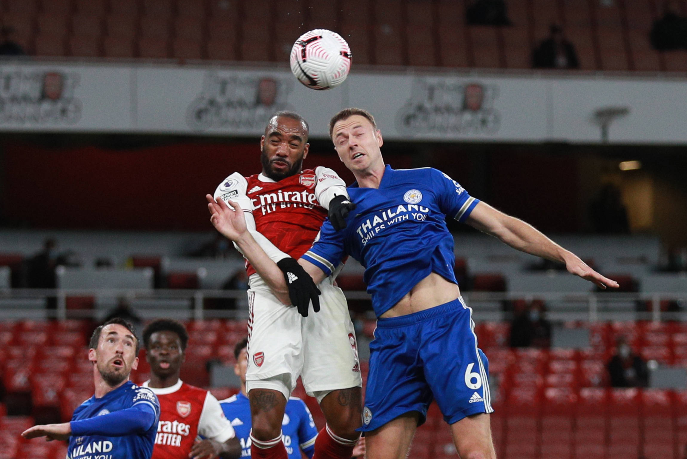 两侧频频告 两侧频频告